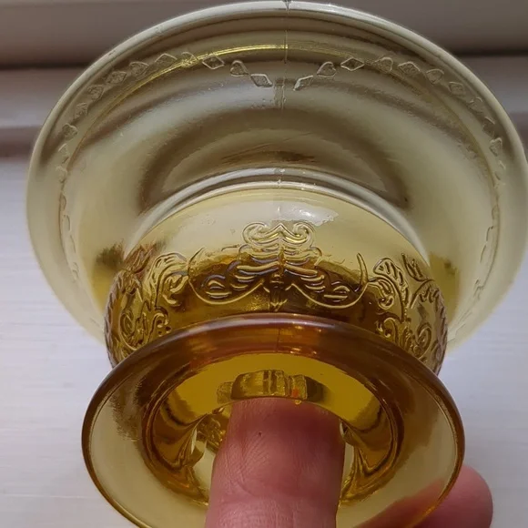 Federal Madrid Amber Glass Taper Holders - Picture 8 of 13